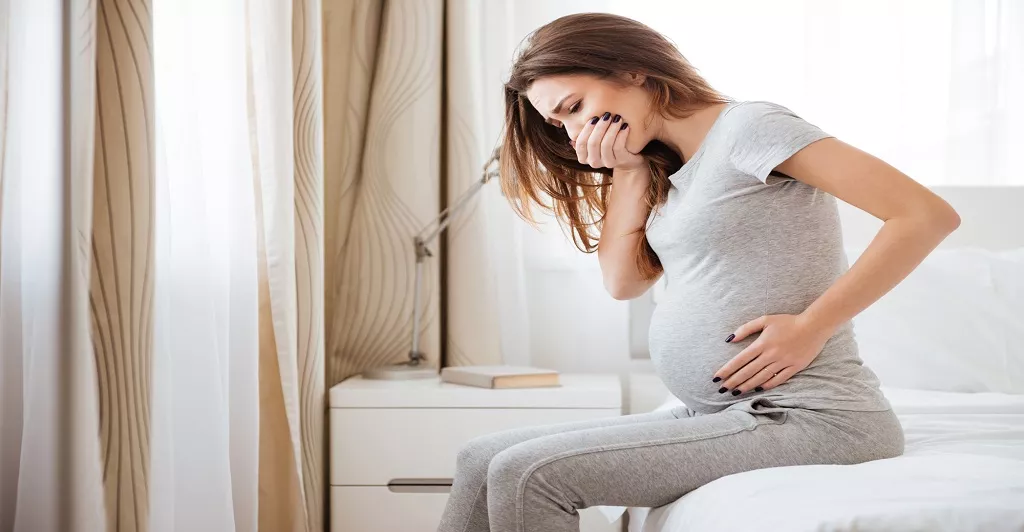 6 حلول طبيعية للتغلب على غثيان الحمل خلال الصيام